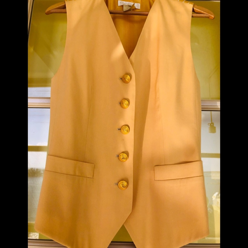 Escada by Margaretha Ley Vest